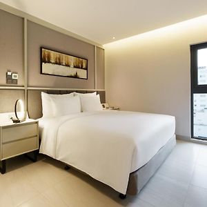 Executive King Room